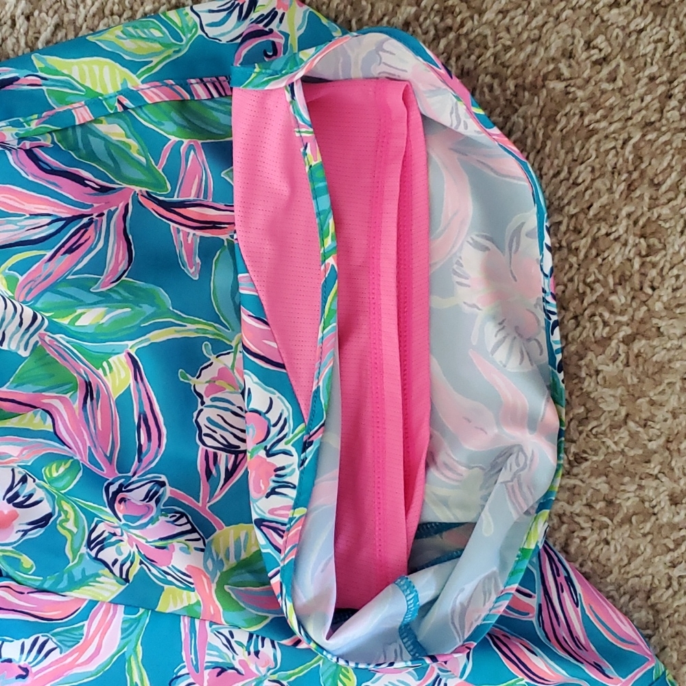 Lilly Pulitzer athletic shorts, size XS, $25 - Picture 2 of 2